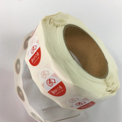 Circle20mm 2 Ntag213 NFC etikett med logotyp
